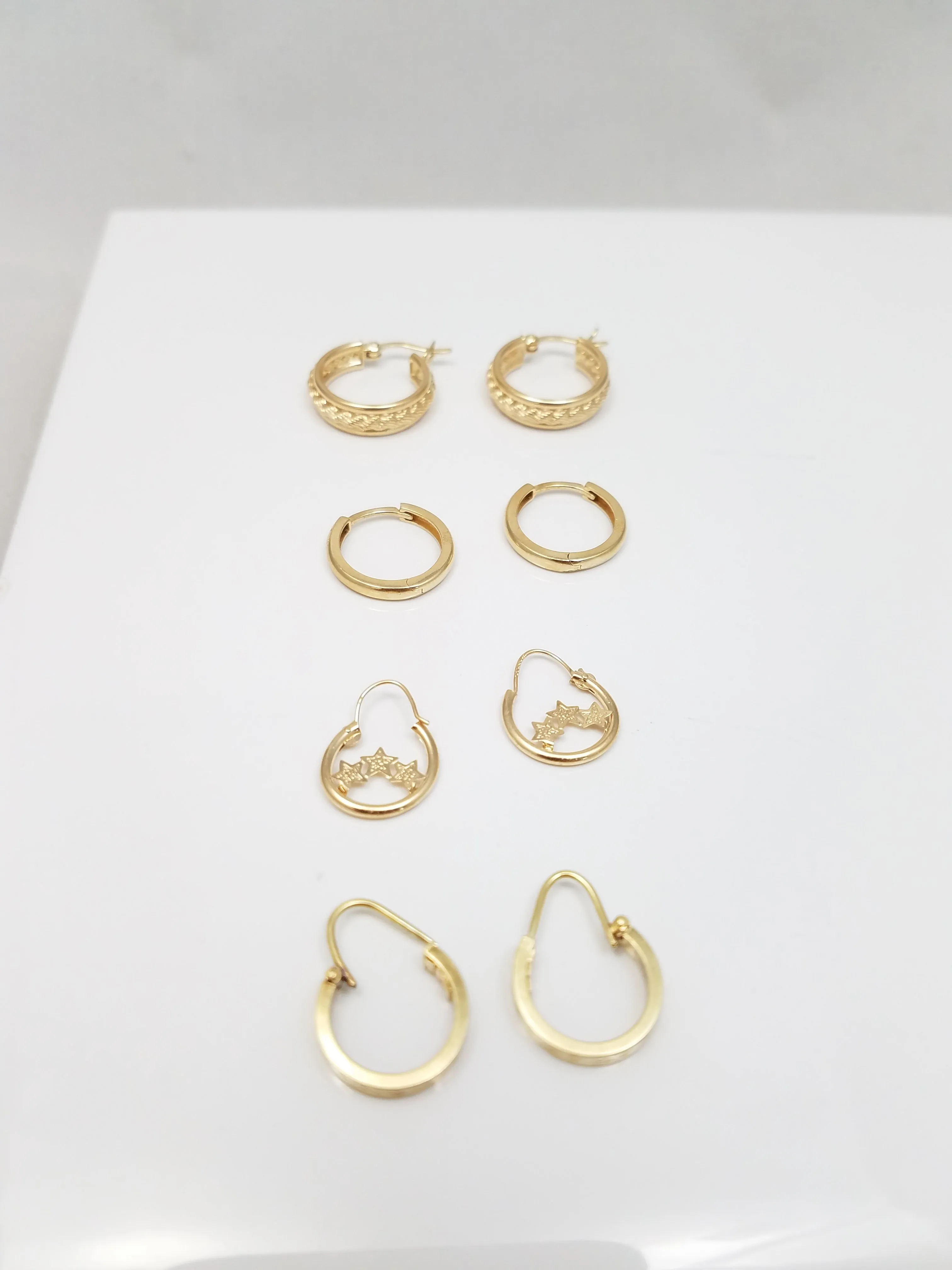 14k Yellow Gold Petite Hollow Hoop Lot