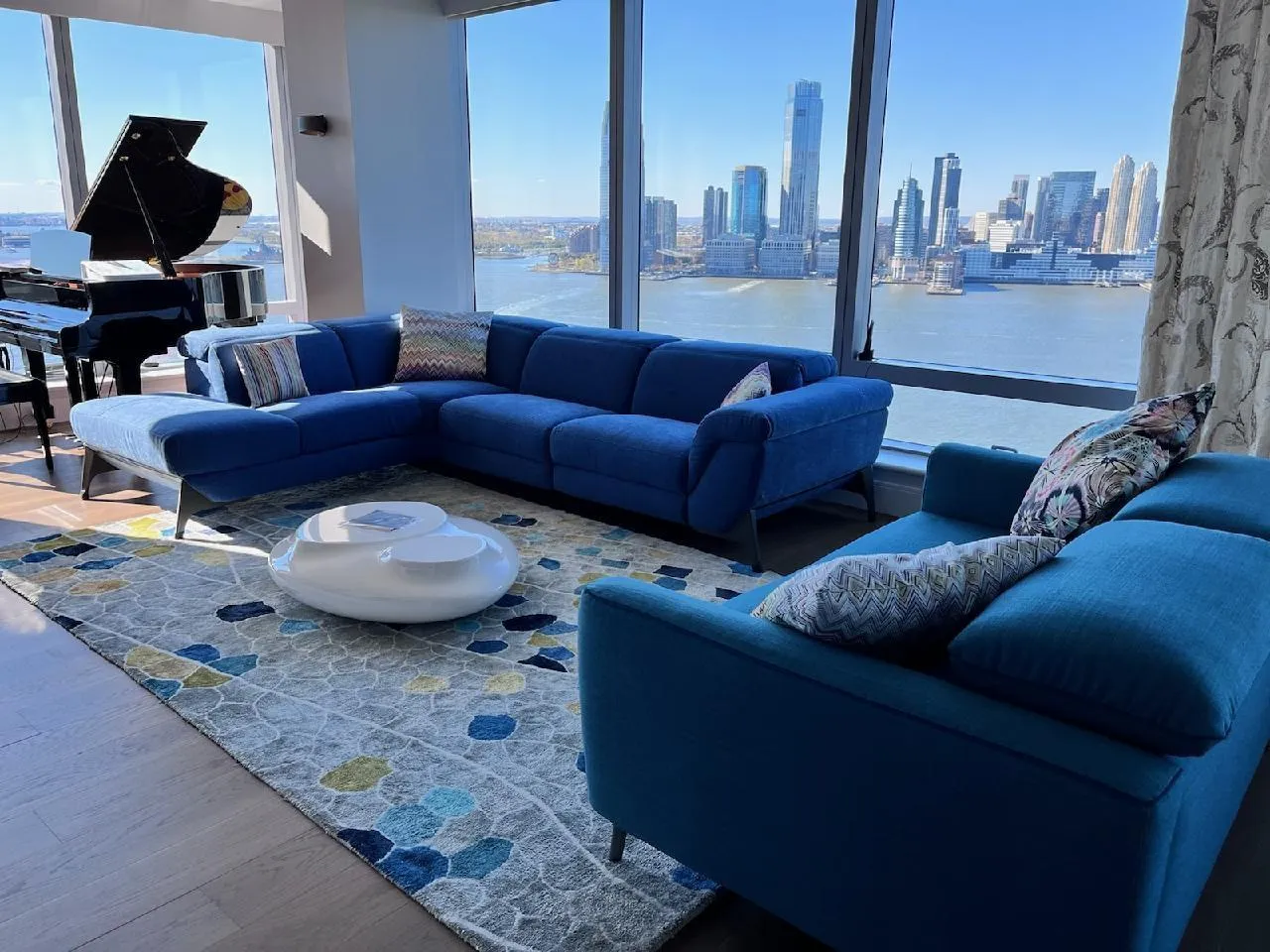 Capri Sectional Sofa