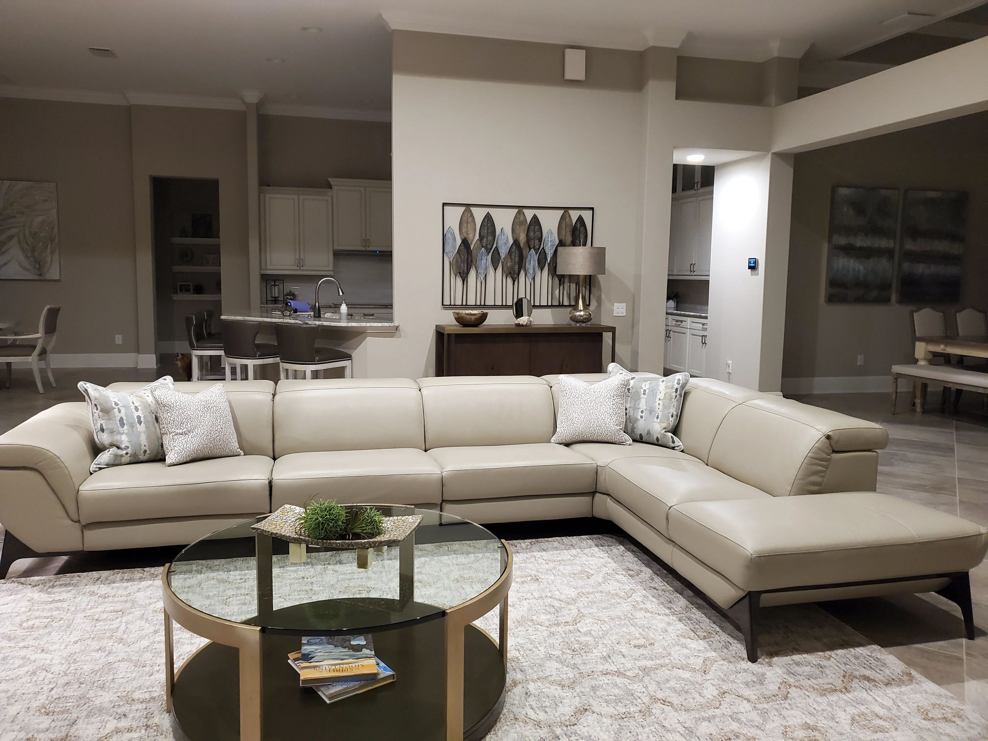 Capri Sectional Sofa