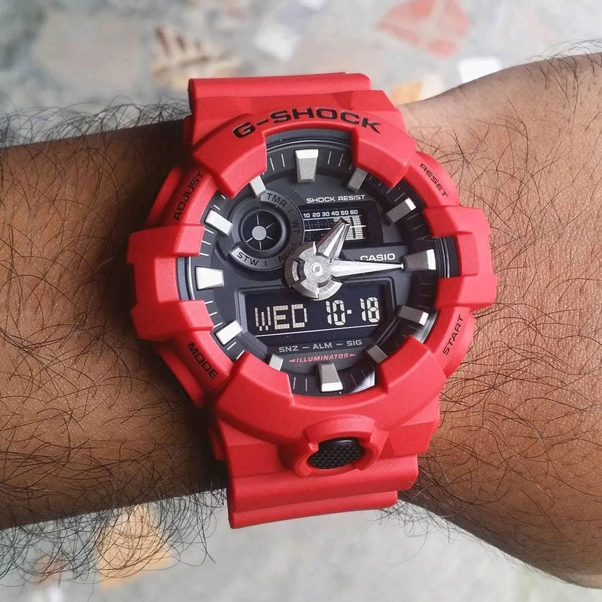 Casio - G-Shock - GA-700-4ADR