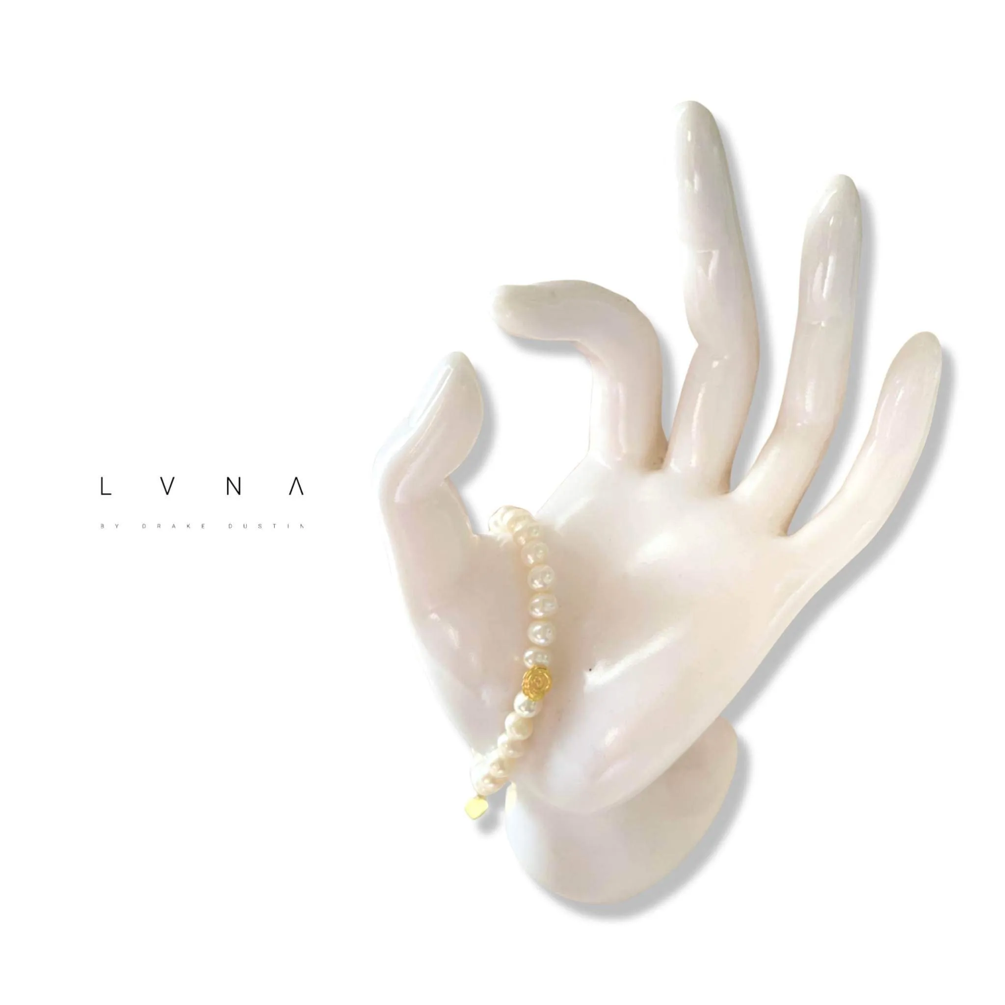 #GOLD2024 | 18K Golden Pearl Rose Charm Bracelet