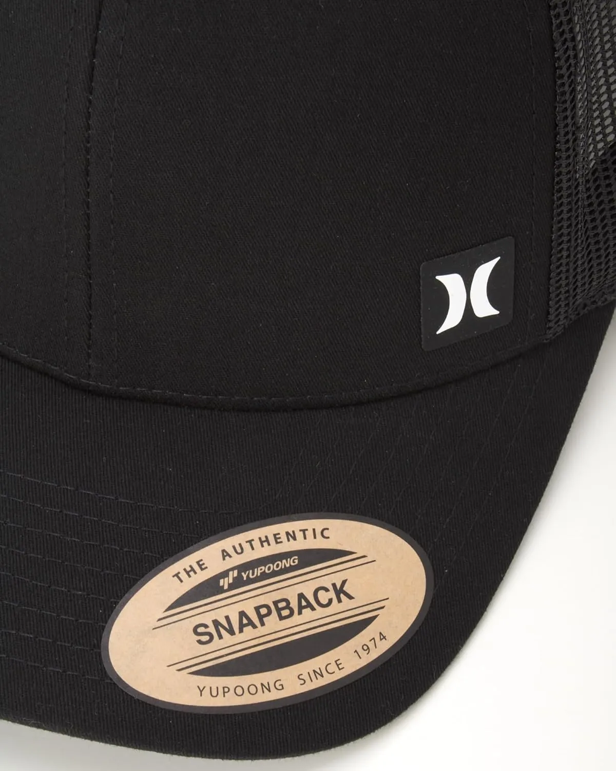 Hurley Men's Trucker Hat - Atlantic Snap Back Comfortable Curved Bill with Adjustable Snap Closure - Trucker Hats for Men