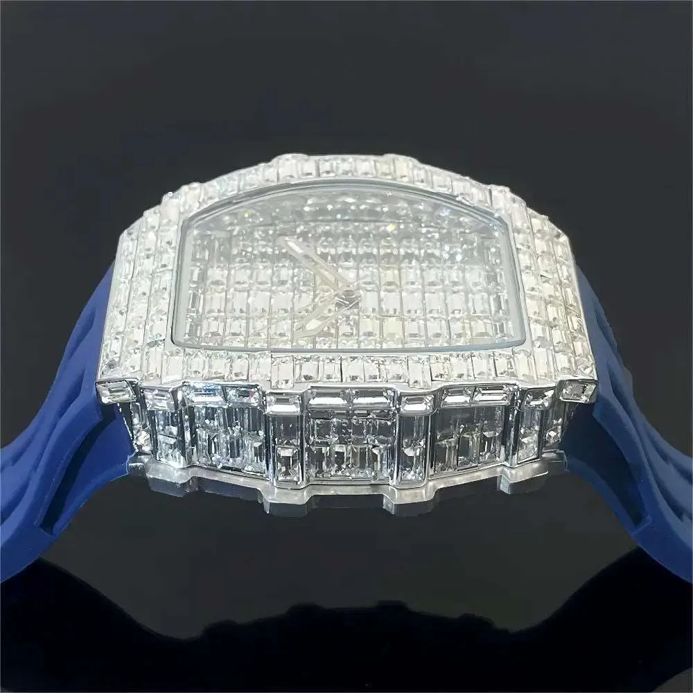 MISSFOX Tonneau Quartz Watch with Decorative Bezel
