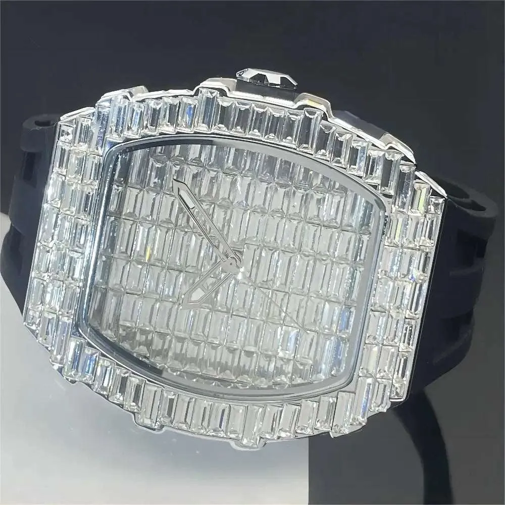 MISSFOX Tonneau Quartz Watch with Decorative Bezel