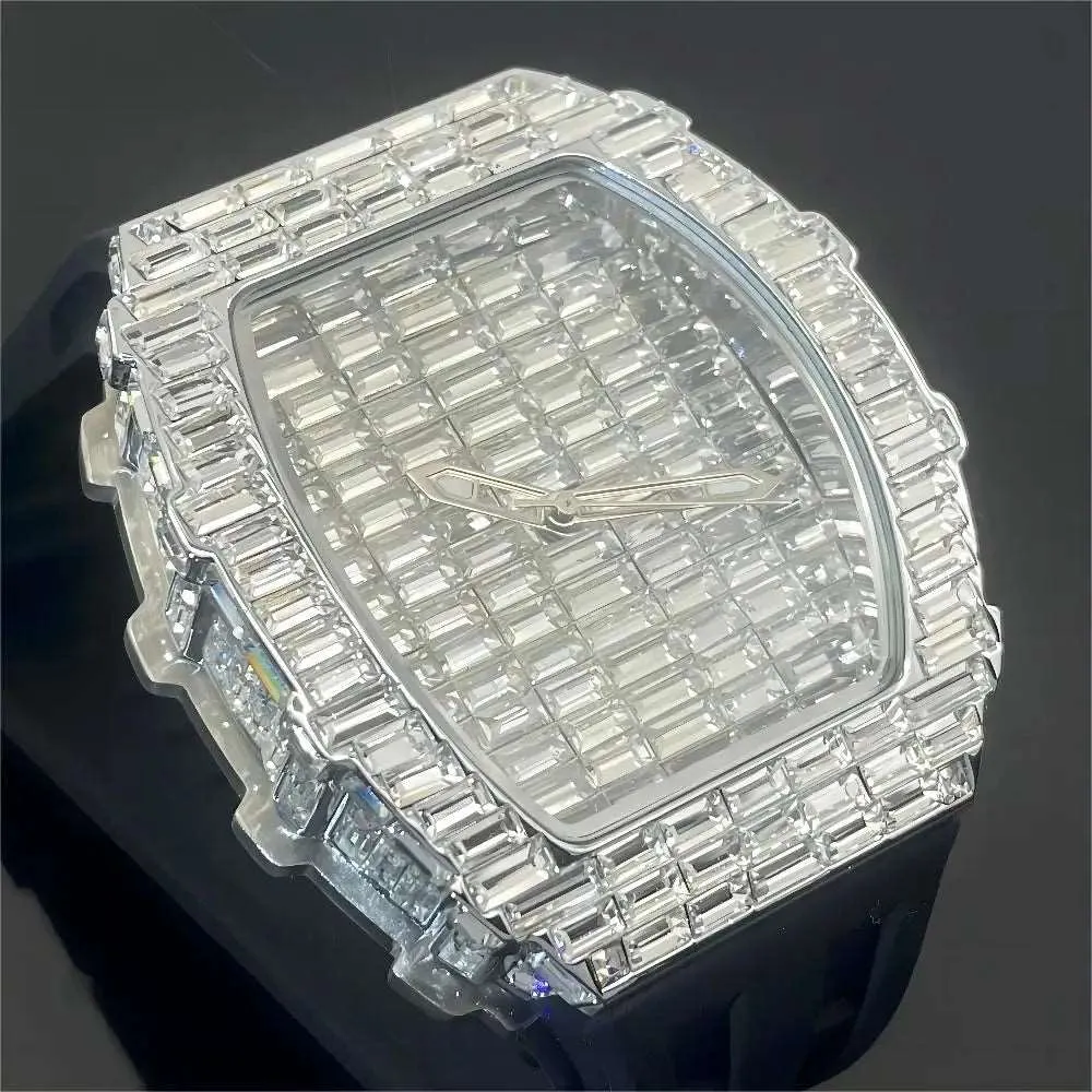 MISSFOX Tonneau Quartz Watch with Decorative Bezel