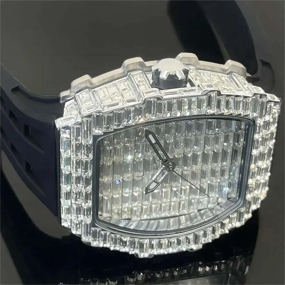 MISSFOX Tonneau Quartz Watch with Decorative Bezel