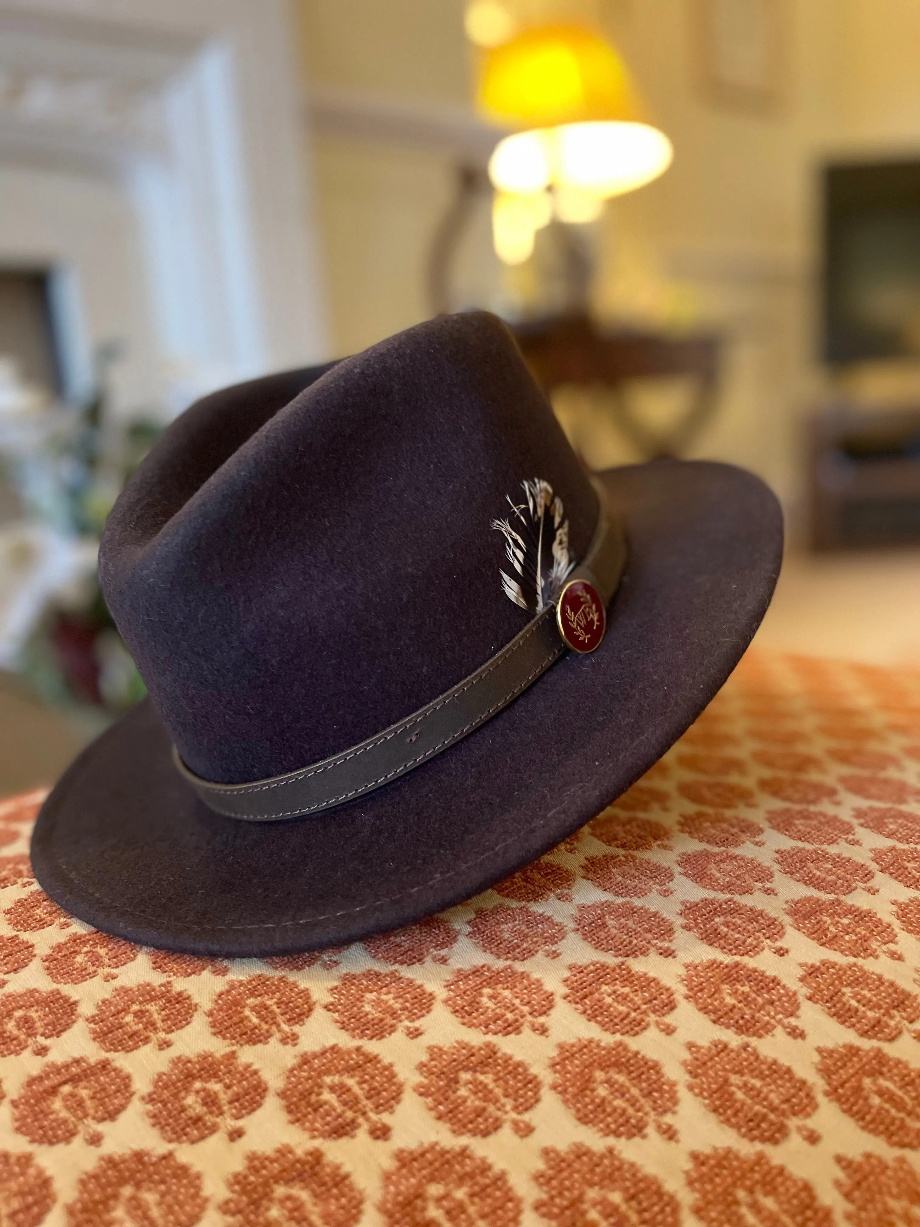 SOPHIA (brown) fedora