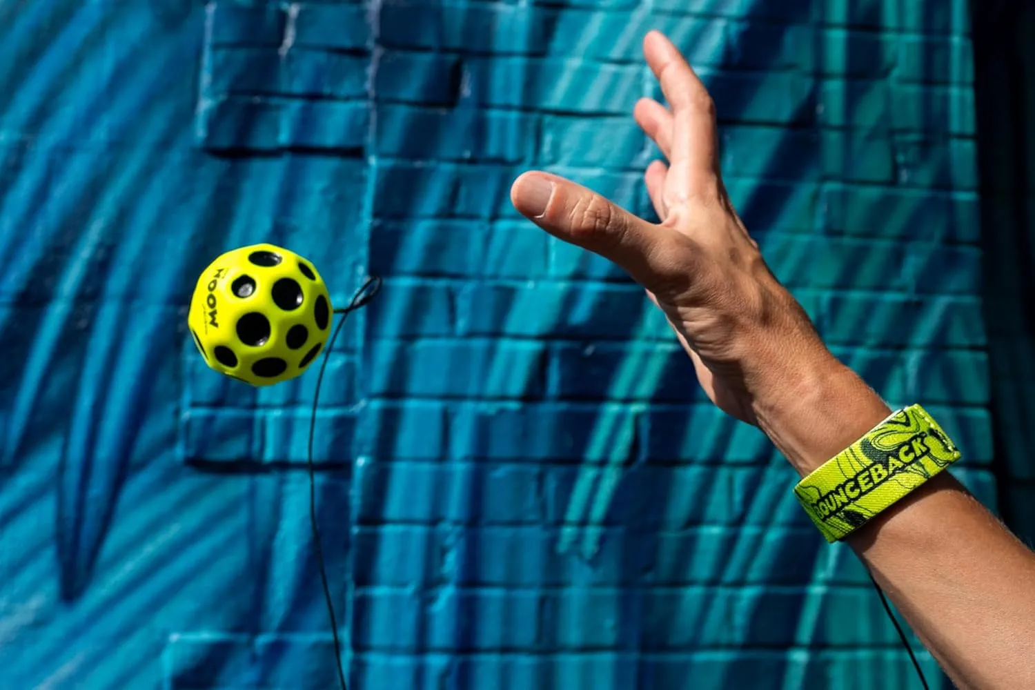 Waboba Bounceback Returning Yellow Moon Ball Hyper Bouncy Balls, All Ages Extreme Bounce and Fun, Super High Bouncing Ball for Active Play and Outdoor Games